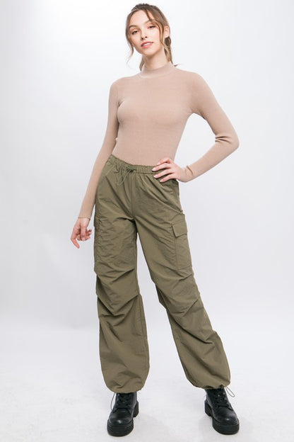 On Trend Loose Fit Parachute Cargo Pants